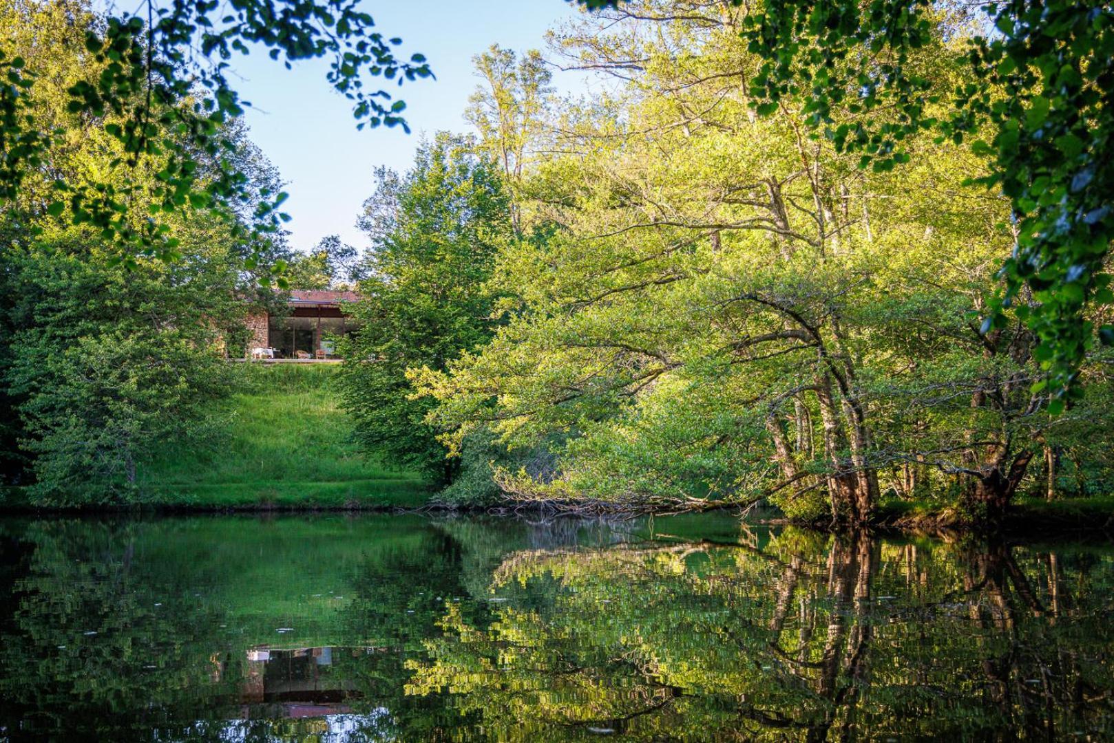 Moulin De Retord, Cote Etang - Chambres D'Hotes Perassay ภายนอก รูปภาพ