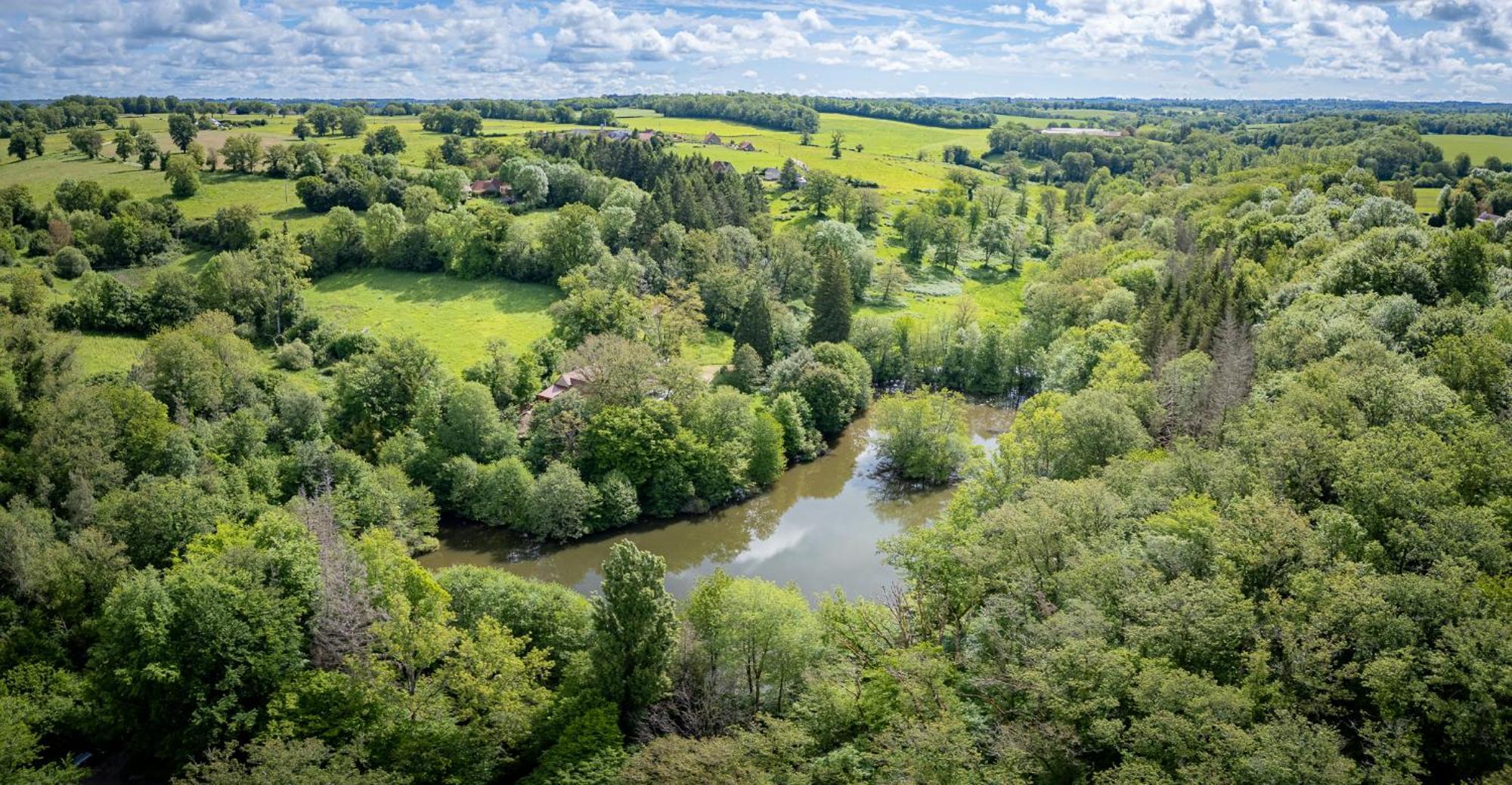 Moulin De Retord, Cote Etang - Chambres D'Hotes Perassay ภายนอก รูปภาพ